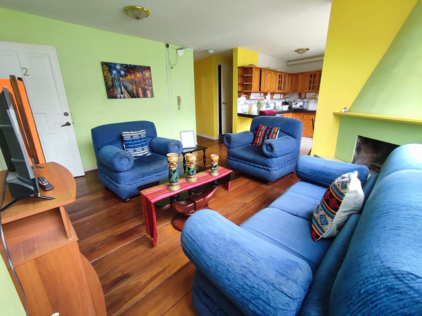 Mayra'S Apartments And Spanish School Baños Extérieur photo