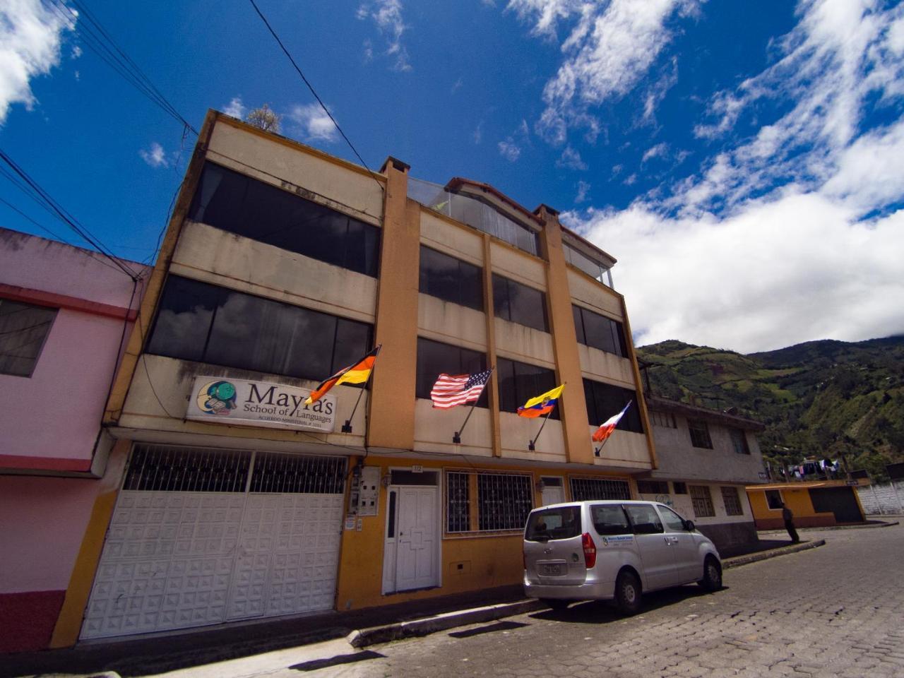 Mayra'S Apartments And Spanish School Baños Extérieur photo